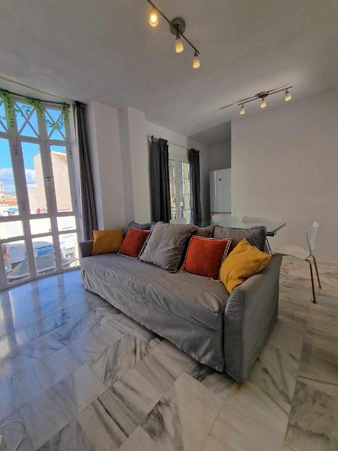 Atico Moderno Con Terraza Privada En Malaga Centro Málaga Extérieur photo