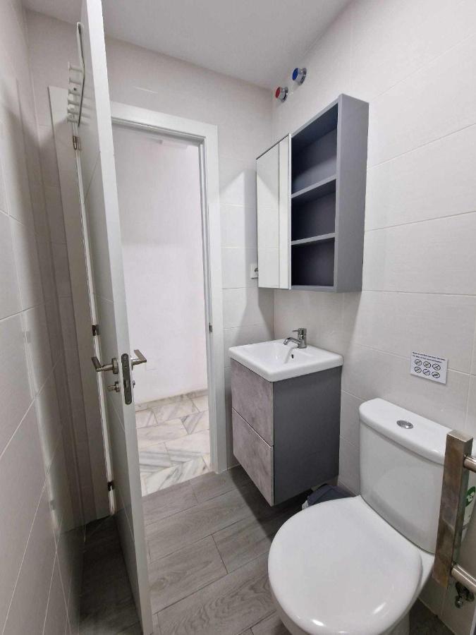 Atico Moderno Con Terraza Privada En Malaga Centro Málaga Extérieur photo