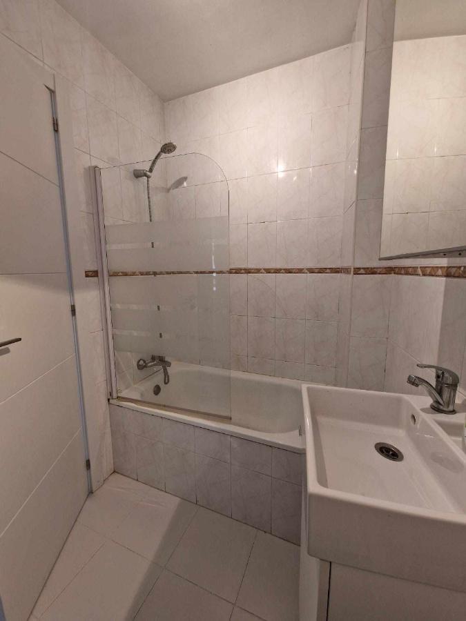 Atico Moderno Con Terraza Privada En Malaga Centro Málaga Extérieur photo