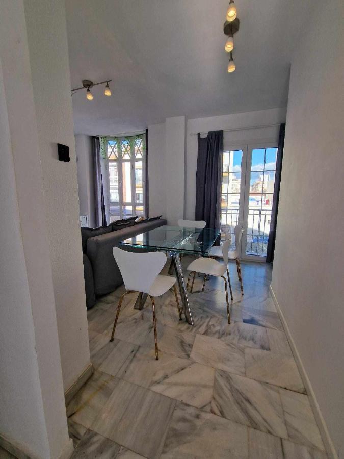 Atico Moderno Con Terraza Privada En Malaga Centro Málaga Extérieur photo