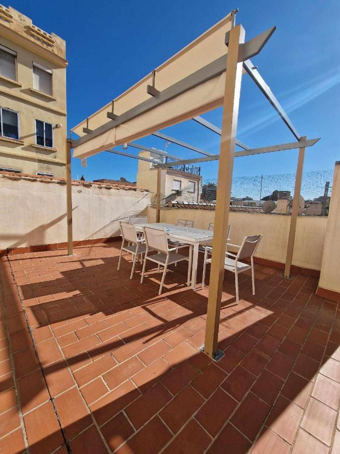 Atico Moderno Con Terraza Privada En Malaga Centro Málaga Extérieur photo